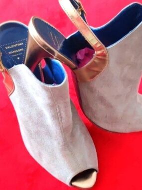 Valentina Rangoni Italy Womens 8 1/2M Glitter Suede & Gold Leather Stilettos